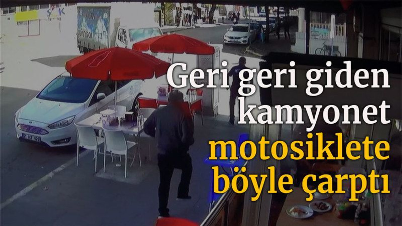 Geri geri giden kamyonet, motosiklete böyle çarptı